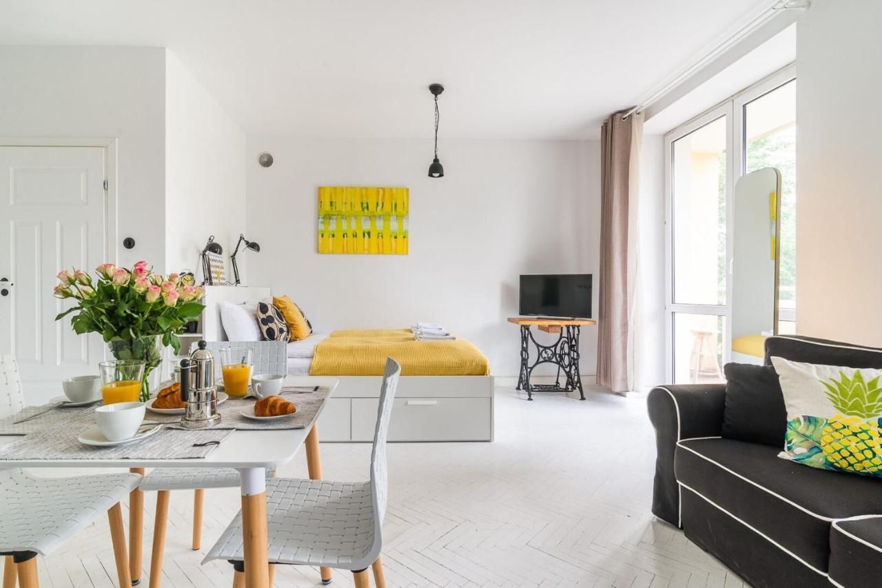 Rent Like Home - Wilcza 22A Варшава Екстер'єр фото