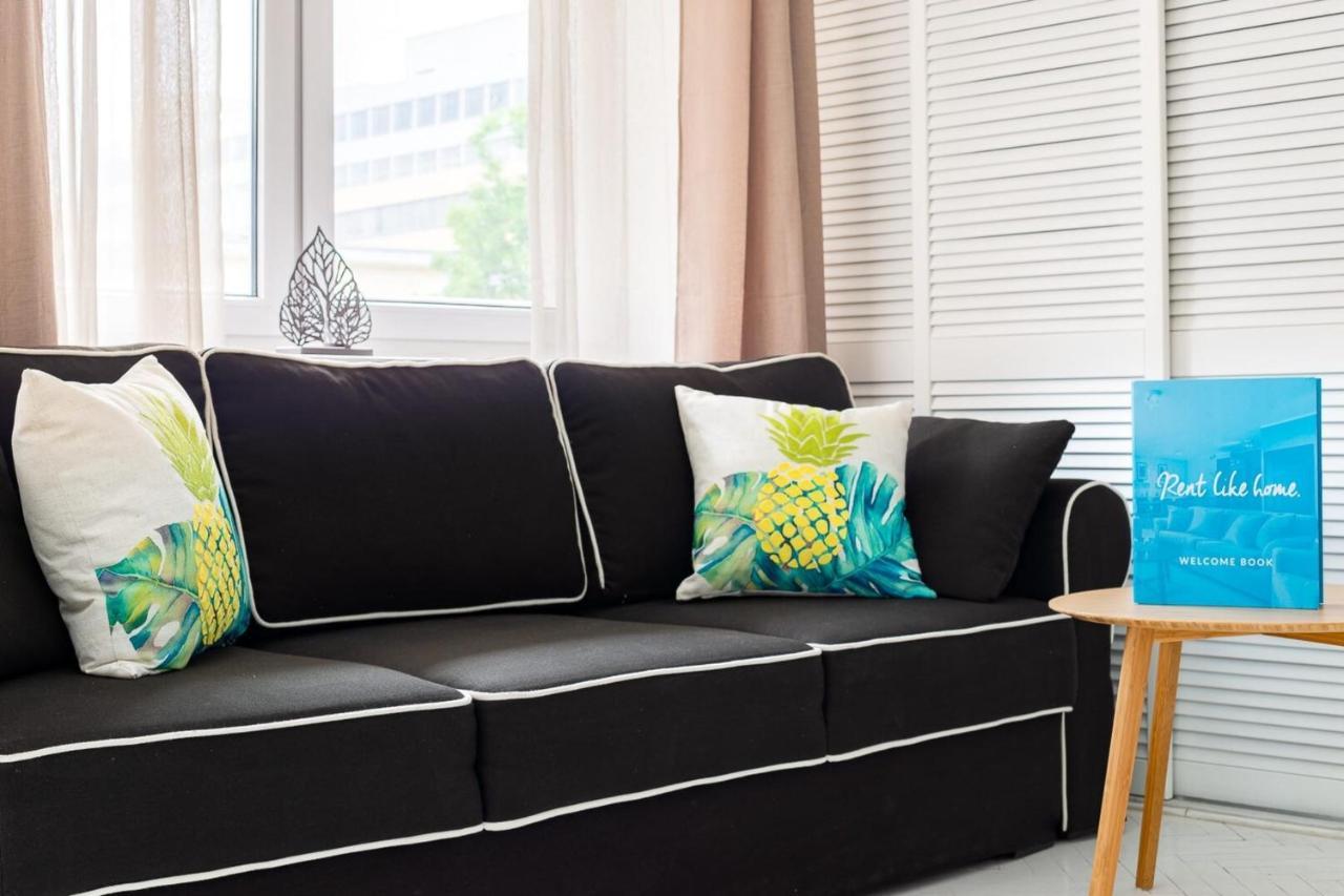 Rent Like Home - Wilcza 22A Варшава Екстер'єр фото